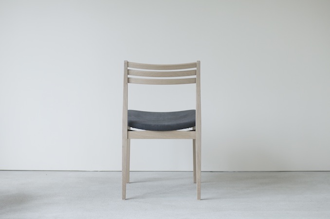 �_�C�j���O�`�F�A