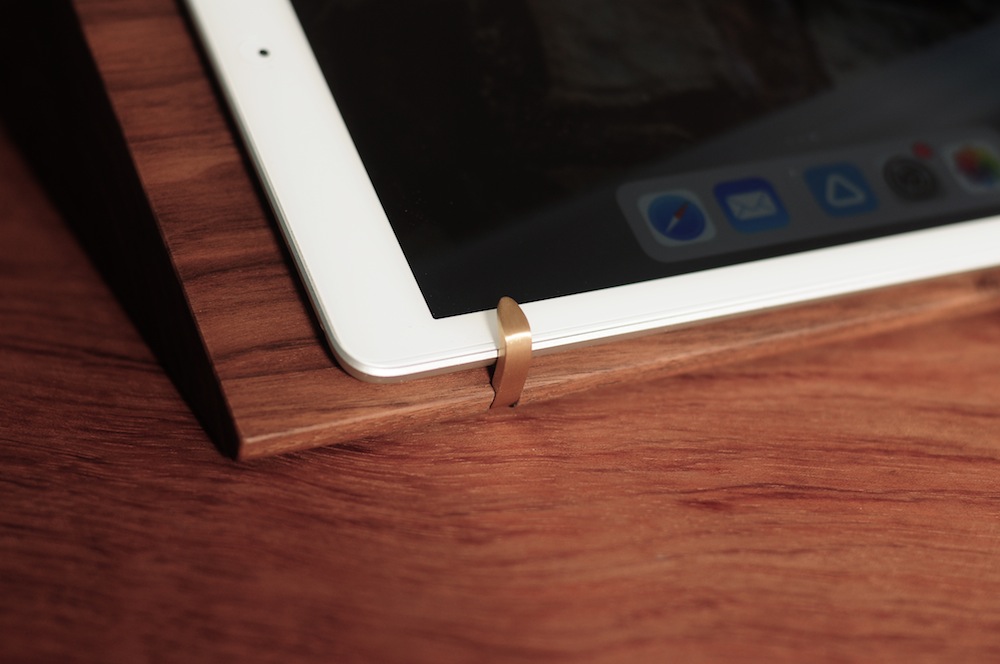 �t���[��