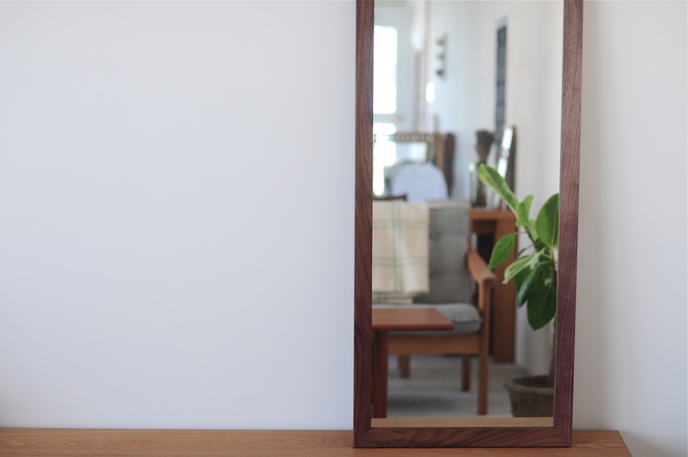 �~���[�t���[��