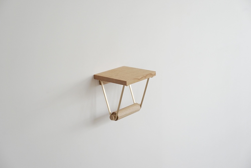 �g�C���b�g�y�[�p�[�z���_�[