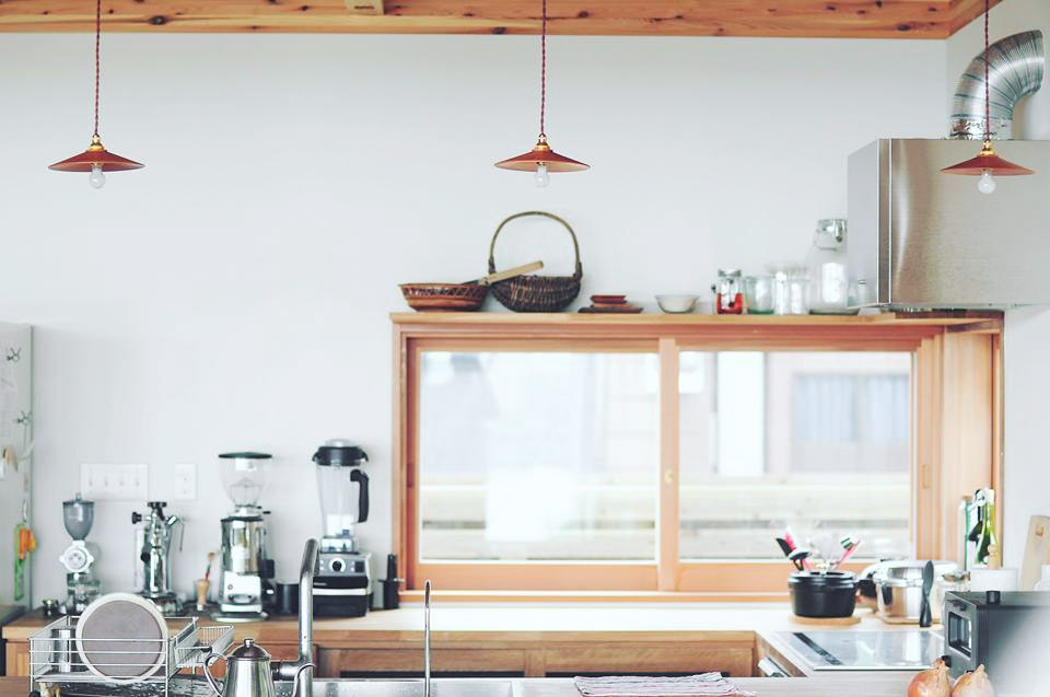 �y���_���g���C�g