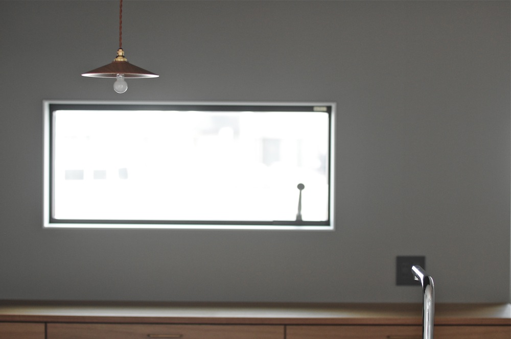 �y���_���g���C�g