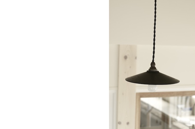 �y���_���g���C�g