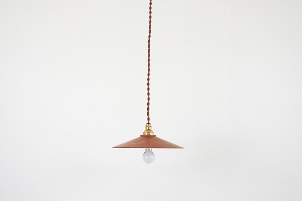 �y���_���g���C�g