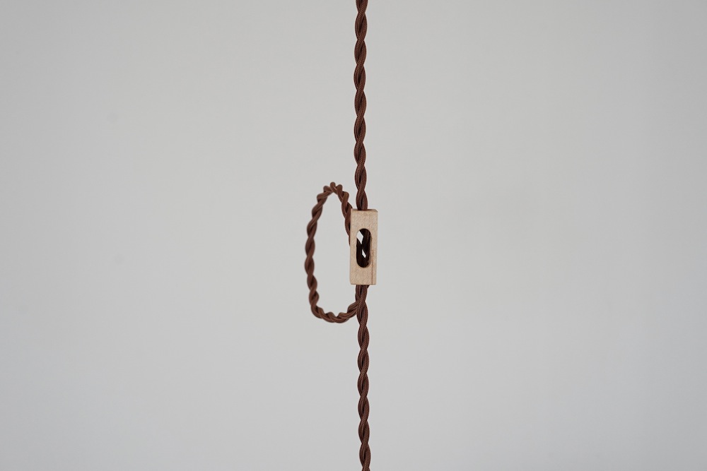 �y���_���g���C�g